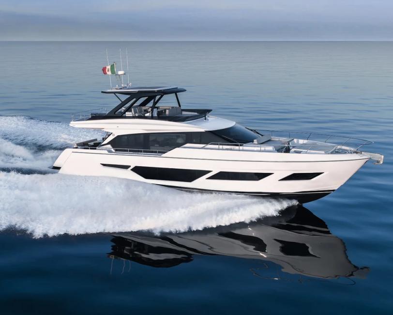 Ferretti 720-8