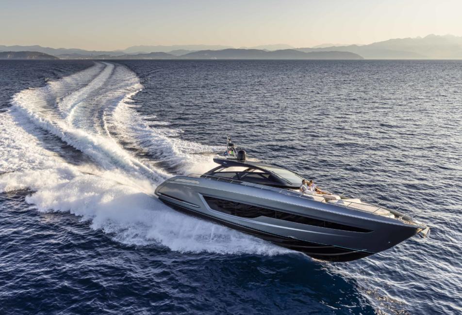 Riva 68 Diable-4