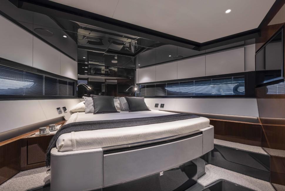Riva 68 Diable-16
