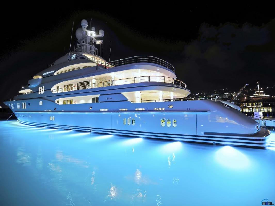Vivez une expérience inoubliable à bord de nos yachts de luxe